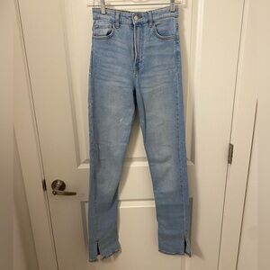 Bershka slim flare jeans in light blue. Size 4